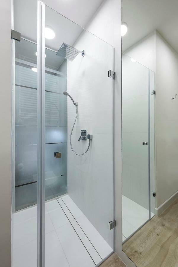 Apartament Luxury Miedzyborska 8B Varsó Kültér fotó